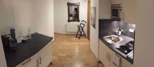 Apartments Constance Εξωτερικό φωτογραφία